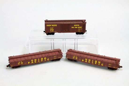 3 N Scale Micro-Trains Union Pacific Cars, 1) Box Car #193564 & 2 UP Gondolas #229606