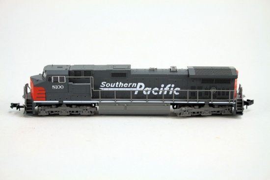 N Scale Kato Southern Pacific 8100 Dash 9 C44-9W Speed Lettering, #17632