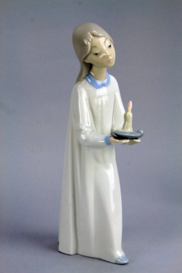 Lladro "Girl with Candle" #4868 Porcelain, Spain