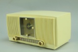 GE Model 547 AM Tube Clock- Radio, Ca.1954