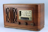 Silvertone (Sears) R1161 AM Tube Radio, Ca. 1940