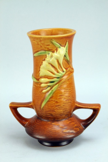 Roseville Freesia Tangerine Vase - 119-7