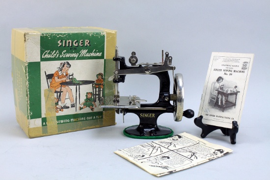 Singer No. 20 Child's Sewing Machine w/ Box & Instructions