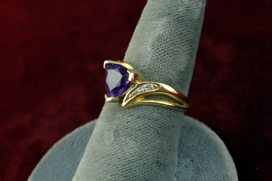 10k Gold Ring w/ Purple Faceted Stone, Sz. 7, 3.1 Grams