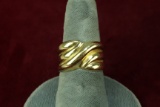 10k Gold Ring, Sz 6.5 - 4.3 Grams