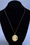 18k Gold Cameo Pendant & Chain