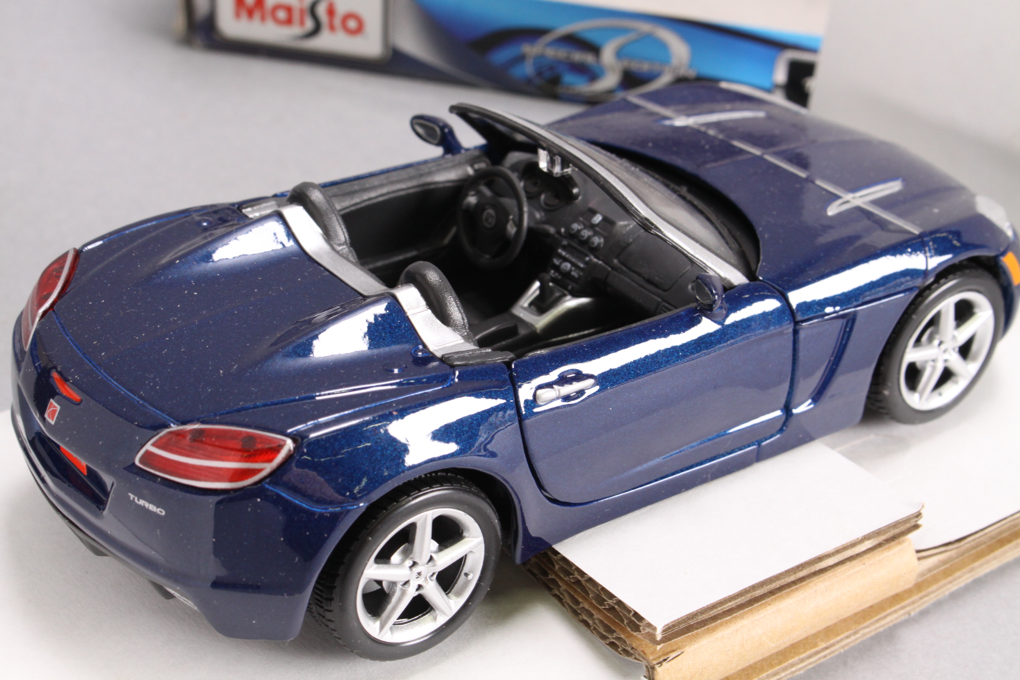 Maisto DieCast Cars 1949 Ford Saturn Sky Red Proxibid