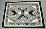 Southwest Native American Rug - Gray & White Pattern