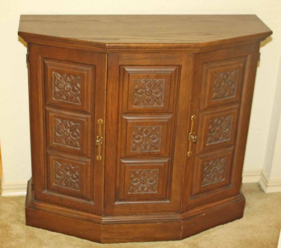 Moorish Style Entry - Console Style Cabinet