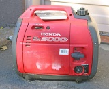 Honda EU2000i Generator