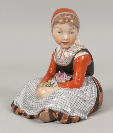 Royal Copenhagen #12420, Fyen Girl Figurine