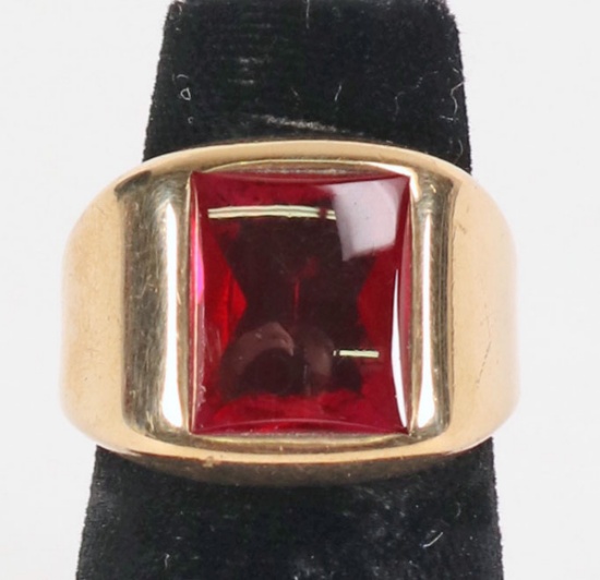 10k Gold Ring w/Red Colored Center Stone; Sz. 5 1/2, 6.3 Grams