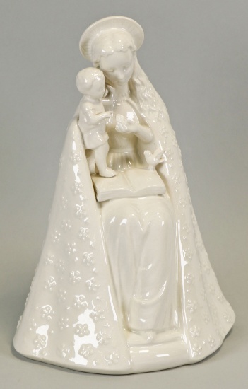 Hummel White Flower Madonna With Child, 10/1
