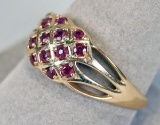 14k Ladies Ring w/ Ruby Colored Stones, Sz. 10.5, 3.9 Grams