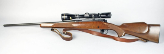 Winchester Model 70 - 270 WIN. Bolt Action Rifle w/ Leupold Gold Ring Scope