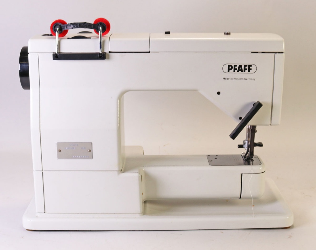 Pfaff 1222 Sewing Machine; No Power Cord/Pedal | Art, Antiques &  Collectibles Collectibles Vintage & Retro Collectibles | Online Auctions |  Proxibid