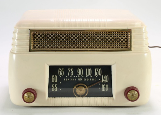 General Electric Model 201 Tube Radio, Ca. 1946 - 1948