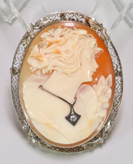 Cameo Brooch - Lady w/ Necklace