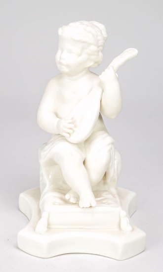 Belleek Porcelain Figurine Minstrel Figurine W/Lute No. 770