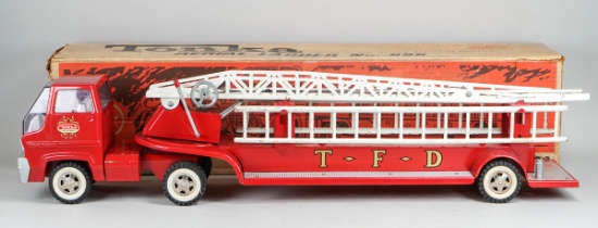 Tonka Aerial Ladder No. 998 Fire Truck w/ Box, Ca. 1960's
