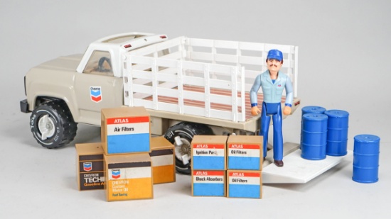 Tonka Chevron Stake Delivery Truck No, 3100 w/ Box & Accessories, Ca. 1970's