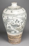 Chinese Porcelain Fish Pattern Vase