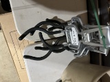 Rubbermaid 9-Single Claw