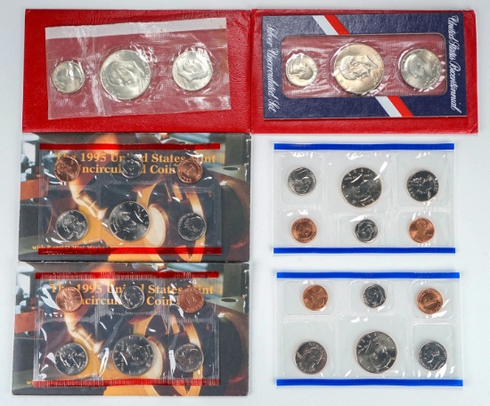 2 1776-1976U.S. Bicentennial Silver Unc Sets & 2-1995 U.S. Mint Unc Coin Sets