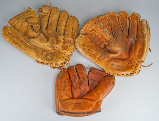 3 Vintage Baseball Gloves: Rawlings Mickey Mantle, Franklin Rizzuto, Regent 777