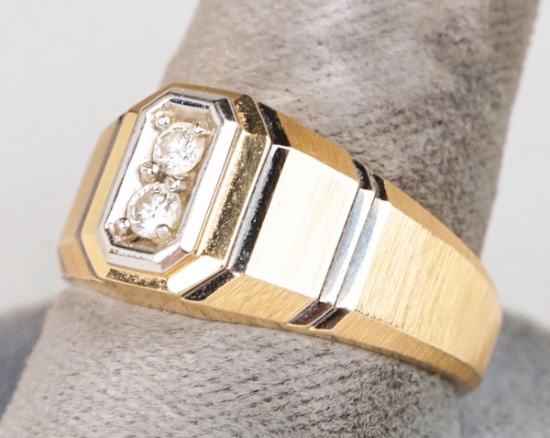 14K Gold Men's Ring w/ 2 Diamonds, 6.1 Grams