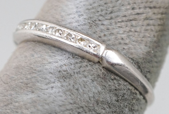 Ladies Platinum Ring w/ Diamond Stones, 1.6 Grams, Sz. 5.75