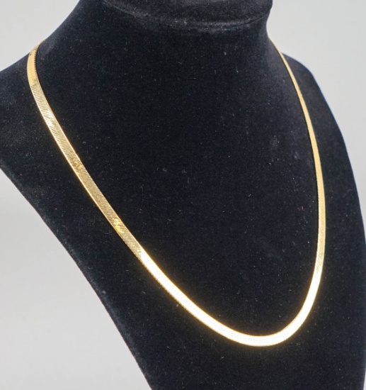14K Italy Gold Large Herringbone Necklace, 10.9 Grams