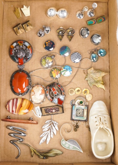 Vintage Costume Jewelry W/Porcelain Slipper