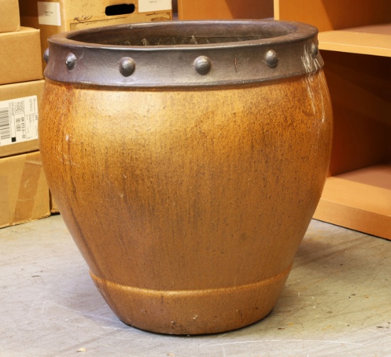 Large Brown Toned Ceramic Planter