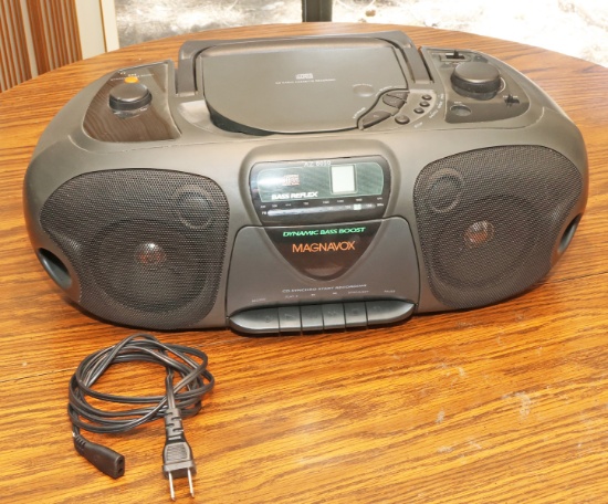 Magnavox AZ 8050 "Boom Box" w/ CD Player