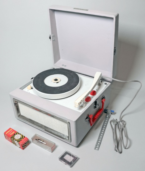 Vintage Columbia Phonograph