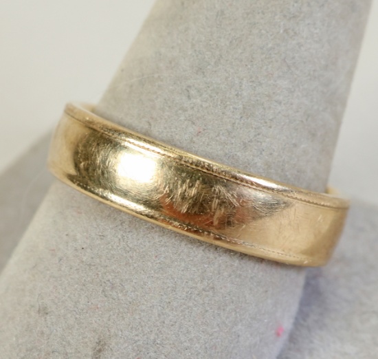 10k Gold Band, Sz 11 - 6.4 Grams