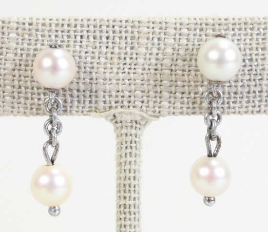 18K White Pearl Earrings