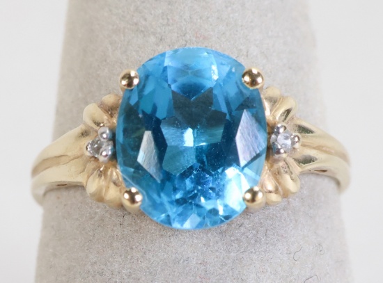 10K Topaz Ring, Size 6 1/2