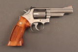 handgun SMITH & WESSON MODEL 66, 357MAG REVOLVER