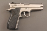 handgun SMITH & WESSON 5906 SEMI-AUTO 9MM PISTOL