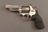 handgun SMITH & WESSON MODEL 629-6 .44CAL REVOLVER