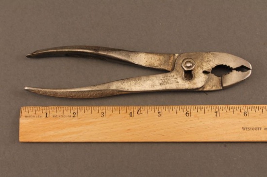 WINCHESTER PLIERS