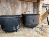cast iron pots footed