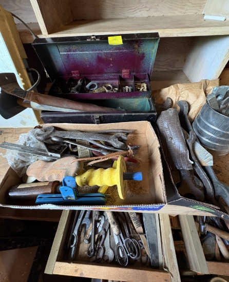 mixed lot -boxes