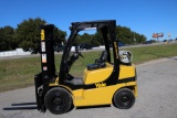 2018 Yale 4,450lbs 3 stage Forklift