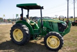 John Deere 5075E