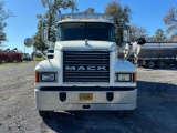 2005 Mack CHN613 Truck