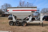 2010 Par-Kan Seed tender with digital scales