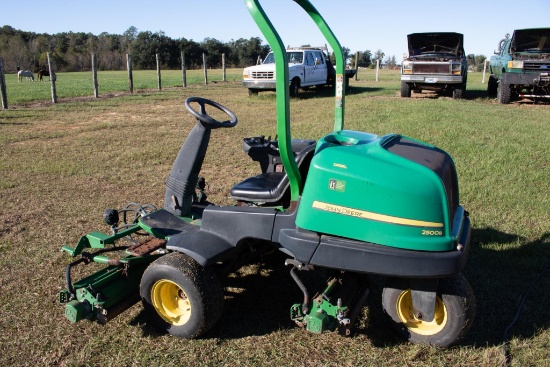 John Deere 2500B Reel Mower  22 Inch Reels, Diesel-Powered